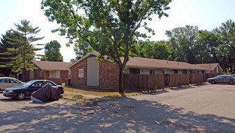 Maple Street Apartments in Cedarville, OH - Building Photo
