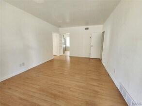 132 Deane Ct in St. Louis, MO - Building Photo - Building Photo