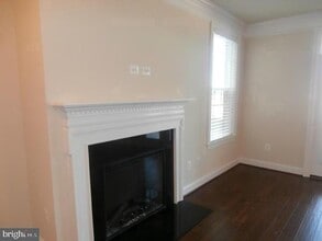 42548 Wildly Terrace in Ashburn, VA - Building Photo - Building Photo