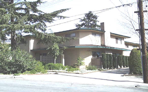 3930 Park Pl in Montrose, CA - Building Photo - Building Photo