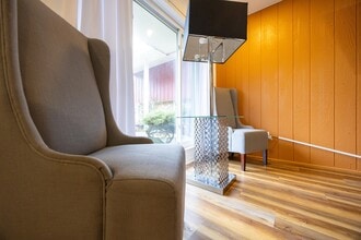 27701 Mills Ave in Euclid, OH - Building Photo - Building Photo