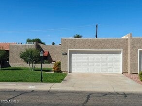 8428 E Malcomb Dr in Scottsdale, AZ - Building Photo - Building Photo