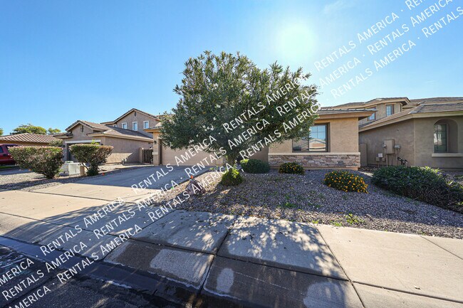 103 W Hawk Way in Chandler, AZ - Building Photo - Building Photo