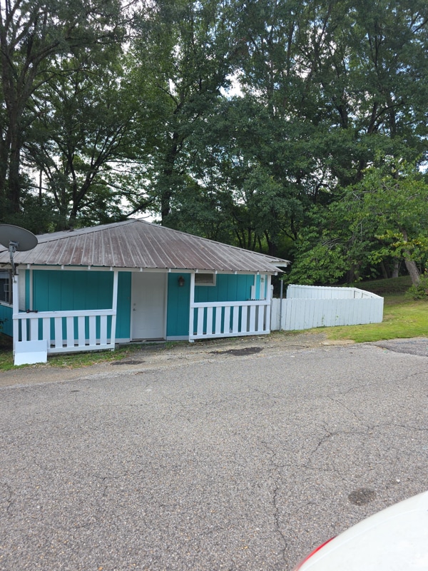 property at 4334 Sherwood Forest
