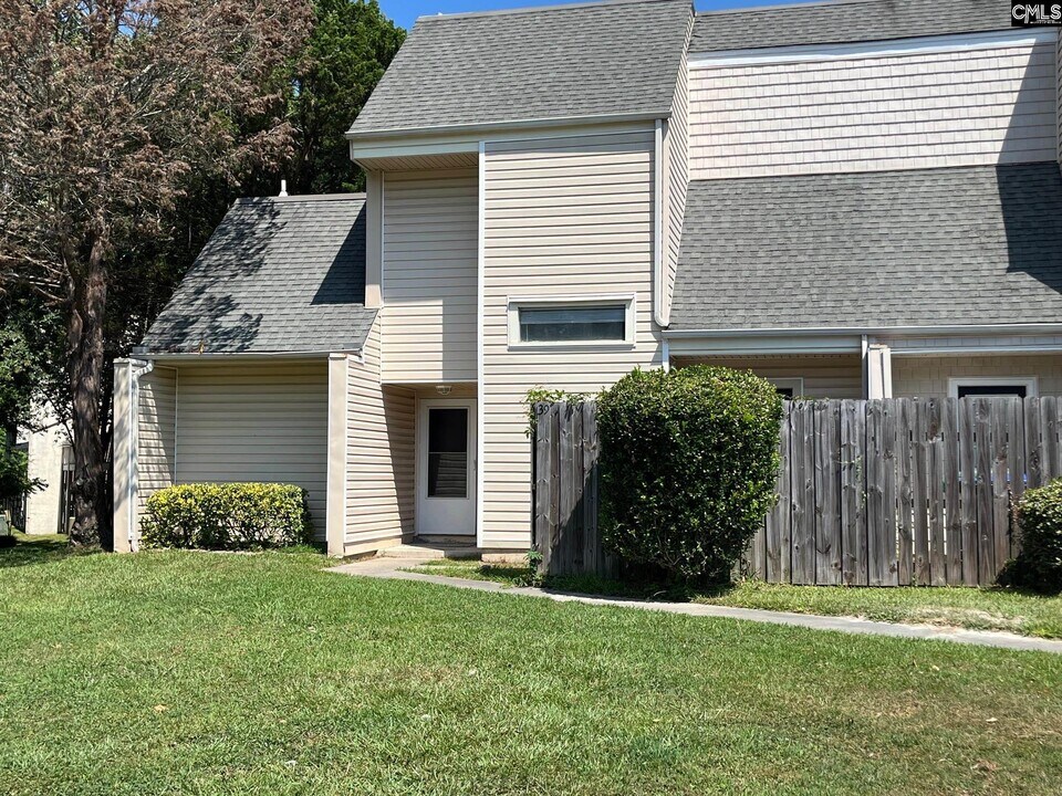 4443 Bethel Church Rd in Columbia, SC - Building Photo