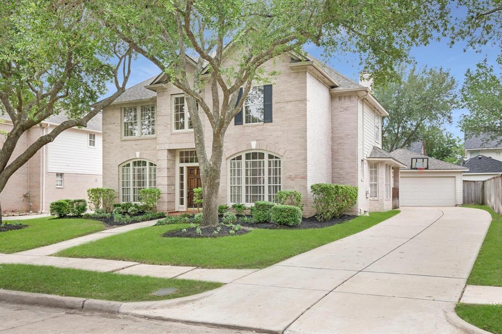 1130 Oak Glen Ln in Sugar Land, TX - Building Photo