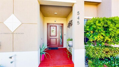 545 NE 5th St in Florida City, FL - Building Photo - Building Photo