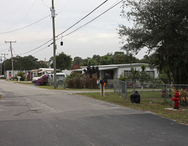 Casa Loma Mobile Home Park