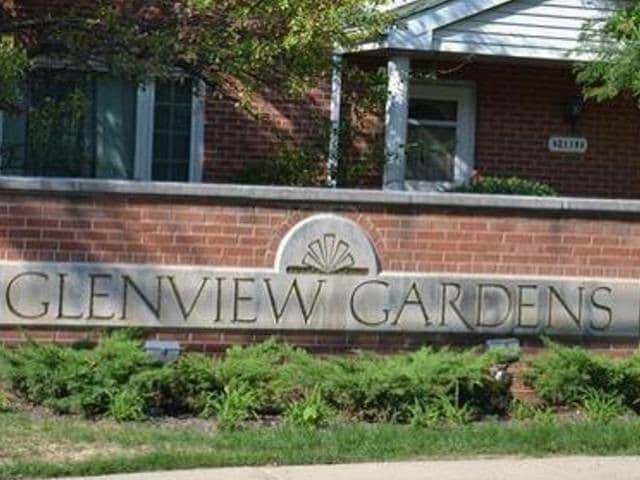 2146 Rugen Rd in Glenview, IL - Building Photo - Building Photo
