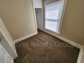 103 S 18th St in Terre Haute, IN - Building Photo - Building Photo