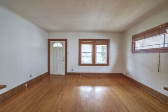 525 E Eckman St in South Bend, IN - Building Photo - Building Photo