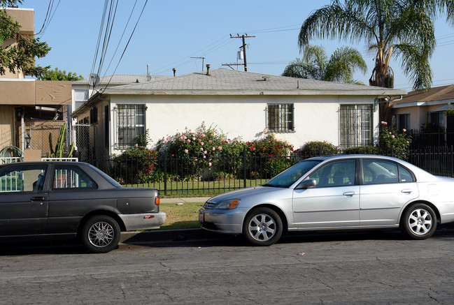 409 Stepney St in Inglewood, CA - Building Photo - Building Photo