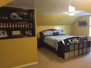 1296 E Miner Rd in Mayfield Heights, OH - Building Photo - Building Photo