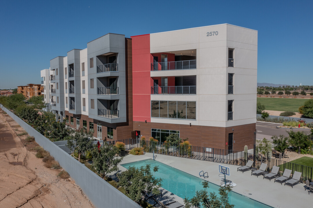 The Clubhouse Apartments in Goodyear, AZ - Building Photo