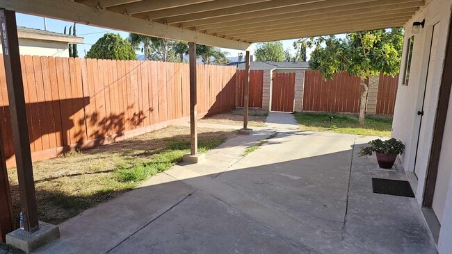 1707 Kippy Dr in Colton, CA - Building Photo - Building Photo