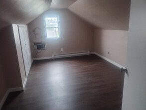 12 Delaware Ave in Endicott, NY - Building Photo - Building Photo