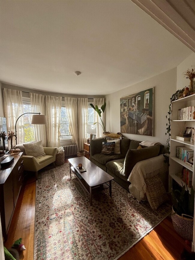 11 Eustis St, Unit 1l in Cambridge, MA - Foto de edificio - Building Photo