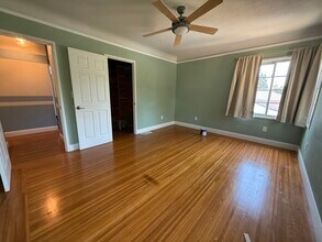 3210 82nd Ave in Oakland, CA - Building Photo - Building Photo