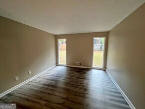963 Willow Run in Stone Mountain, GA - Building Photo - Building Photo