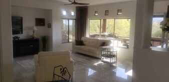 8880 E Paraiso Dr, Unit TBD in Scottsdale, AZ - Building Photo