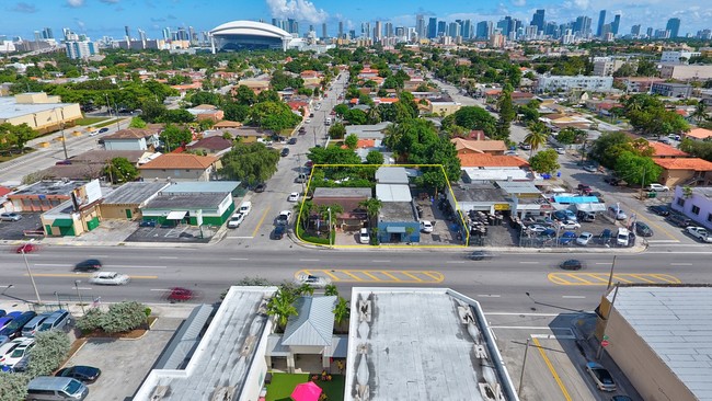 2170 NW 2nd St in Miami, FL - Building Photo - Building Photo