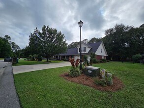 3140 Firestone Ct in Sumter, SC - Building Photo - Building Photo