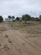 2360 Ocean Shore Blvd in Ormond Beach, FL - Foto de edificio - Building Photo