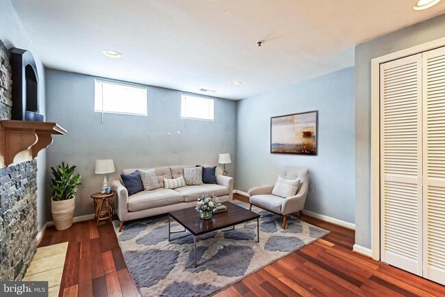 property at 4929 Foote St NE