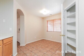 2188 W Burlwood Way in Tucson, AZ - Building Photo - Building Photo