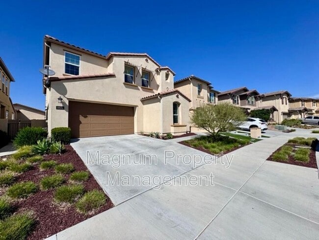 property at 38572 Rosegate Pl