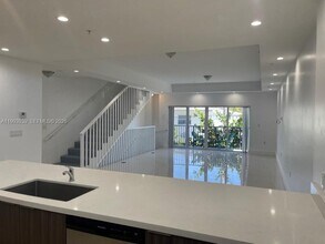 1813 Madison St in Hollywood, FL - Building Photo - Building Photo