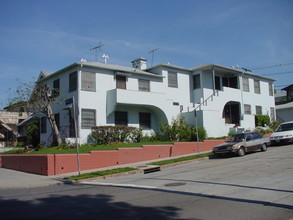 132 S Rampart Blvd in Los Angeles, CA - Building Photo - Building Photo