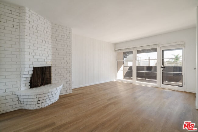 property at 1147 Horn Ave