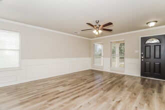 326 Silver Bit in San Antonio, TX - Foto de edificio - Building Photo