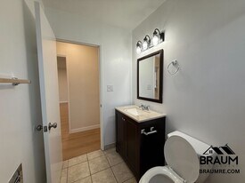5611 Fulcher Ave, Unit 3 in Los Angeles, CA - Building Photo