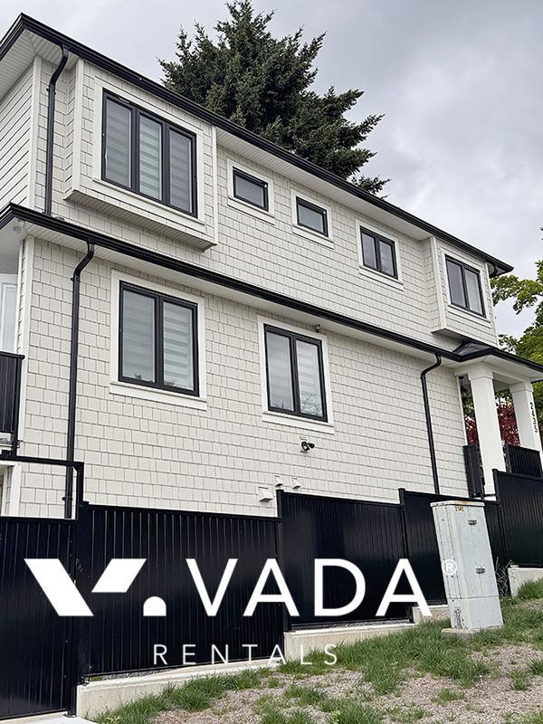 property at 2435 Nootka St