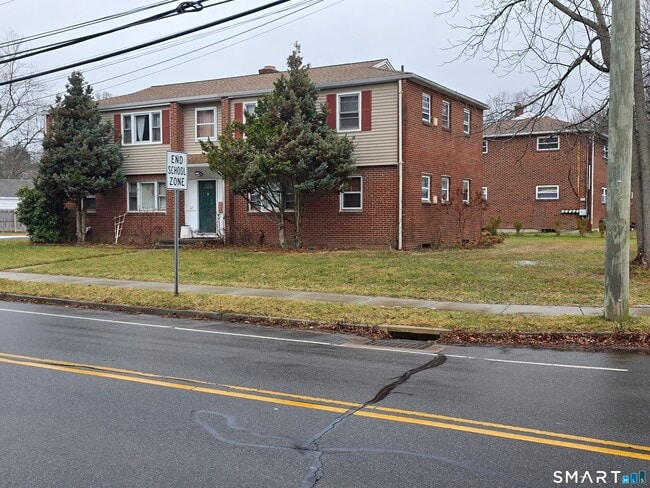 62 Gravel St in Meriden, CT - Building Photo - Building Photo