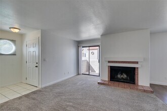 2963 Juniper Hills Blvd in Las Vegas, NV - Building Photo - Building Photo