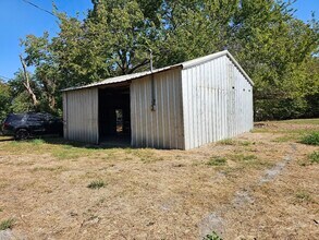 1107 Esma St in Greenville, TX - Foto de edificio - Building Photo
