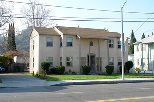 1000 E Chevy Chase Dr Apartments