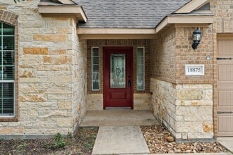 18875 Maverick Ranch Rd E in Magnolia, TX - Building Photo - Building Photo