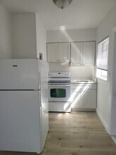 109 SW 5th Ct in Dania Beach, FL - Building Photo - Building Photo