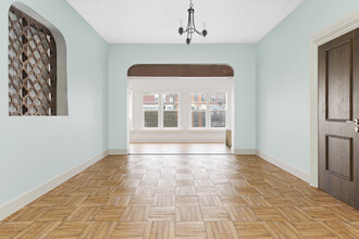 843 Bushwick Ave in Brooklyn, NY - Building Photo - Interior Photo