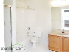 Countryside Apartments in Somerset, NJ - Building Photo - Interior Photo