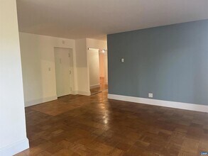 511 1st St N, Unit 203 in Charlottesville, VA - Building Photo - Building Photo