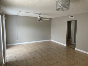 1000 S Semoran Blvd in Winter Park, FL - Building Photo - Building Photo