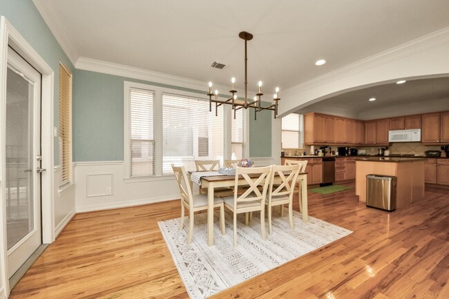 property at 825 Rosine St