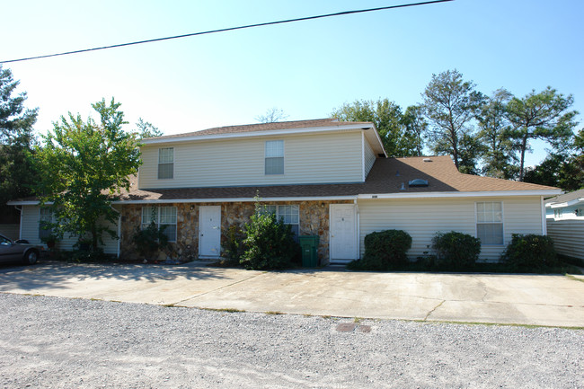 888 Culp Ave in Fort Walton Beach, FL - Building Photo - Building Photo