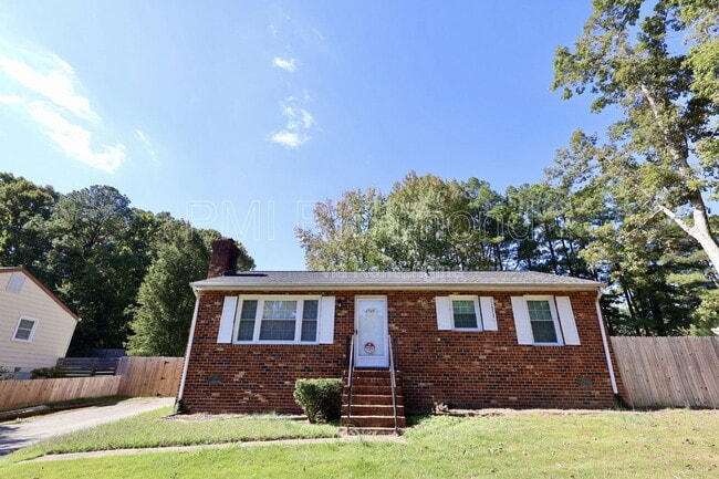 property at 2728 Grantwood Rd