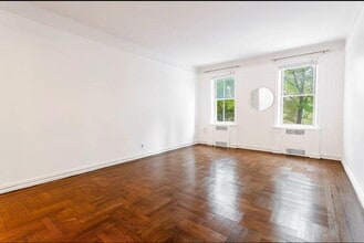 3321 Bruckner Blvd in Bronx, NY - Building Photo - Building Photo